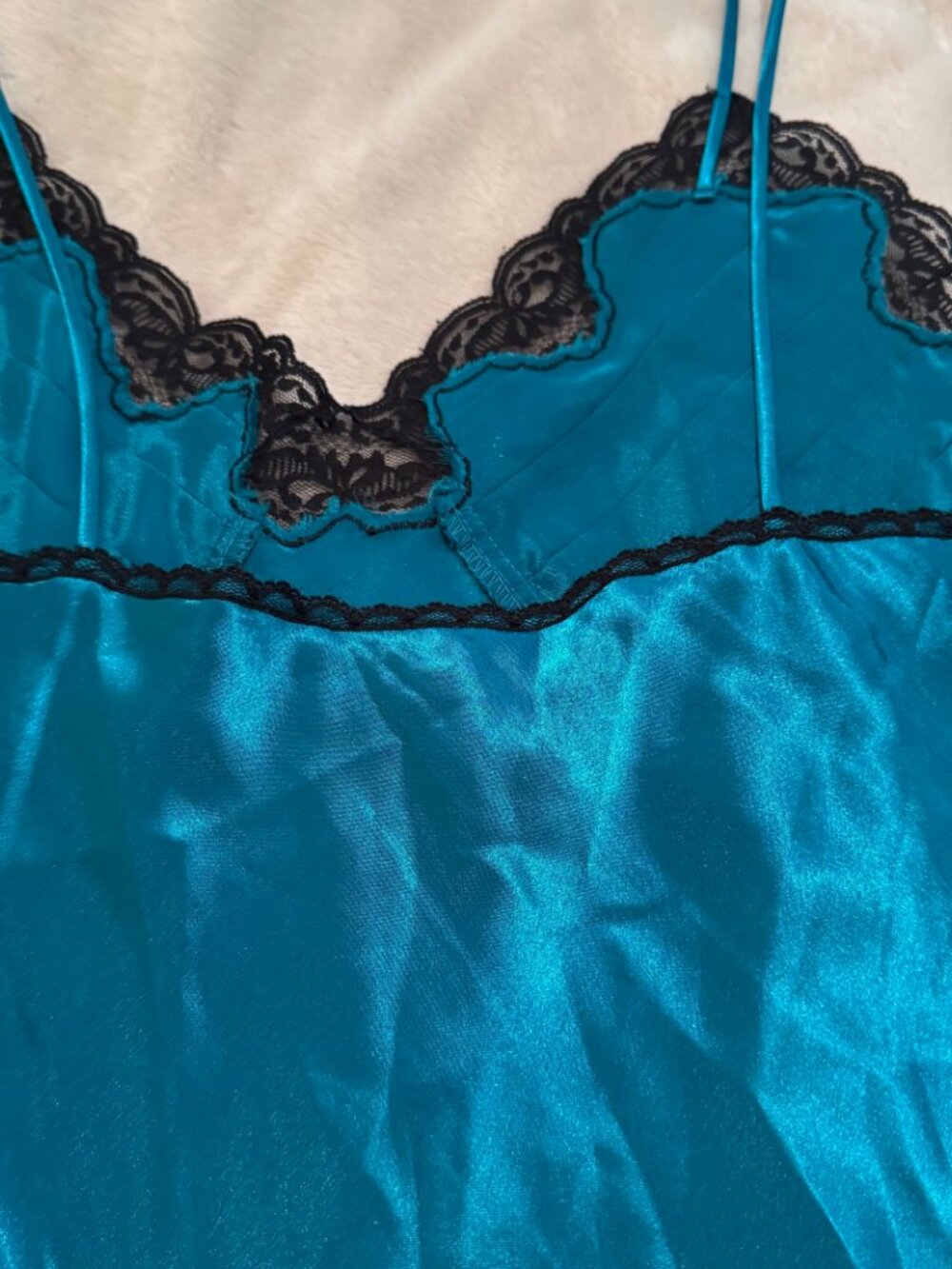 Victoria Secret Gold Label Vintage "Teal" Chemise Pleats and Lace - Picture 9 of 15